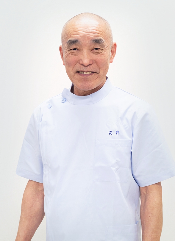安井鍼灸接骨院・春田本院　院長/安井グループ　総院長　安井　満